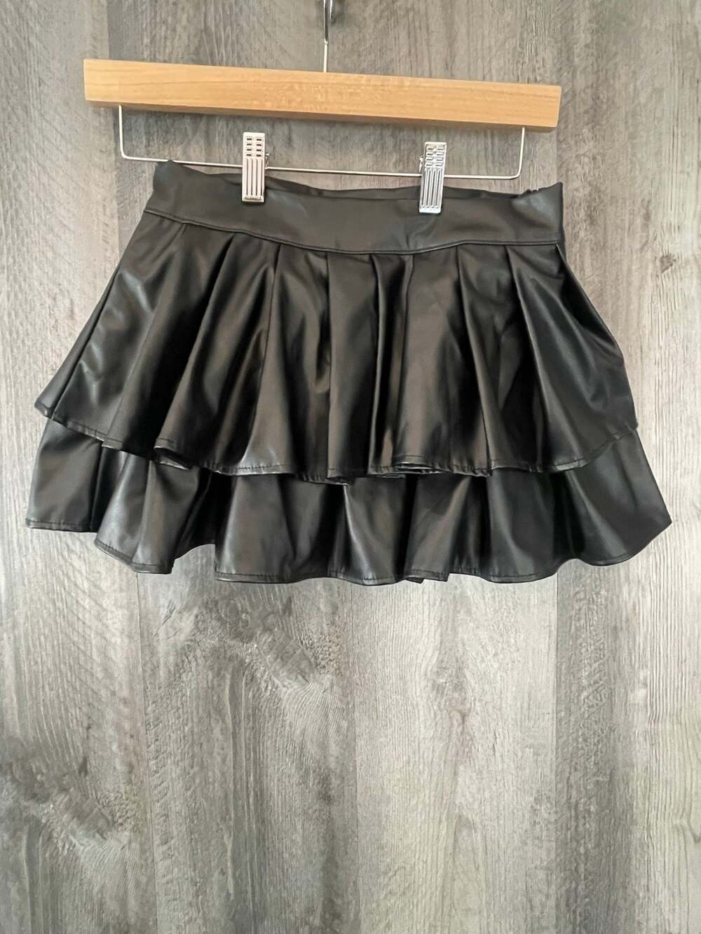 SHEIN Womens M 6 Black Faux Leather Mini Skirt Tiered Ruffle Flared Y2K